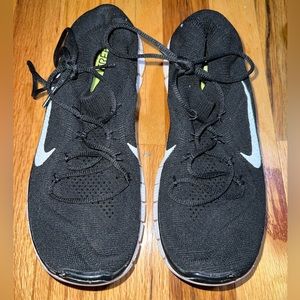 Black Nike Flyknit Womens Running Sneakers